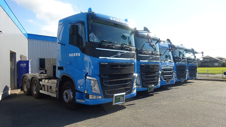 トラクタヘッド